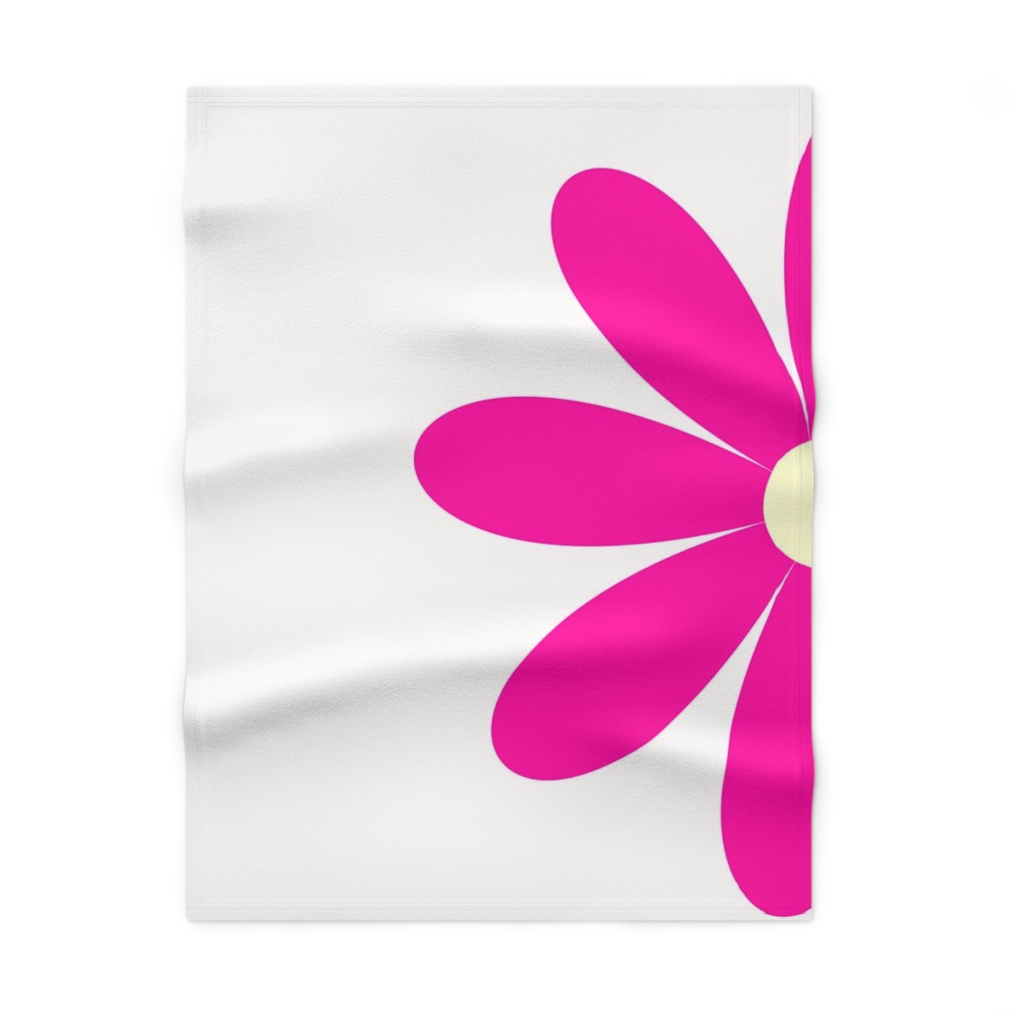 Pink Daisy Baby Blanket — Soft Fleece Floral Nursery Throw