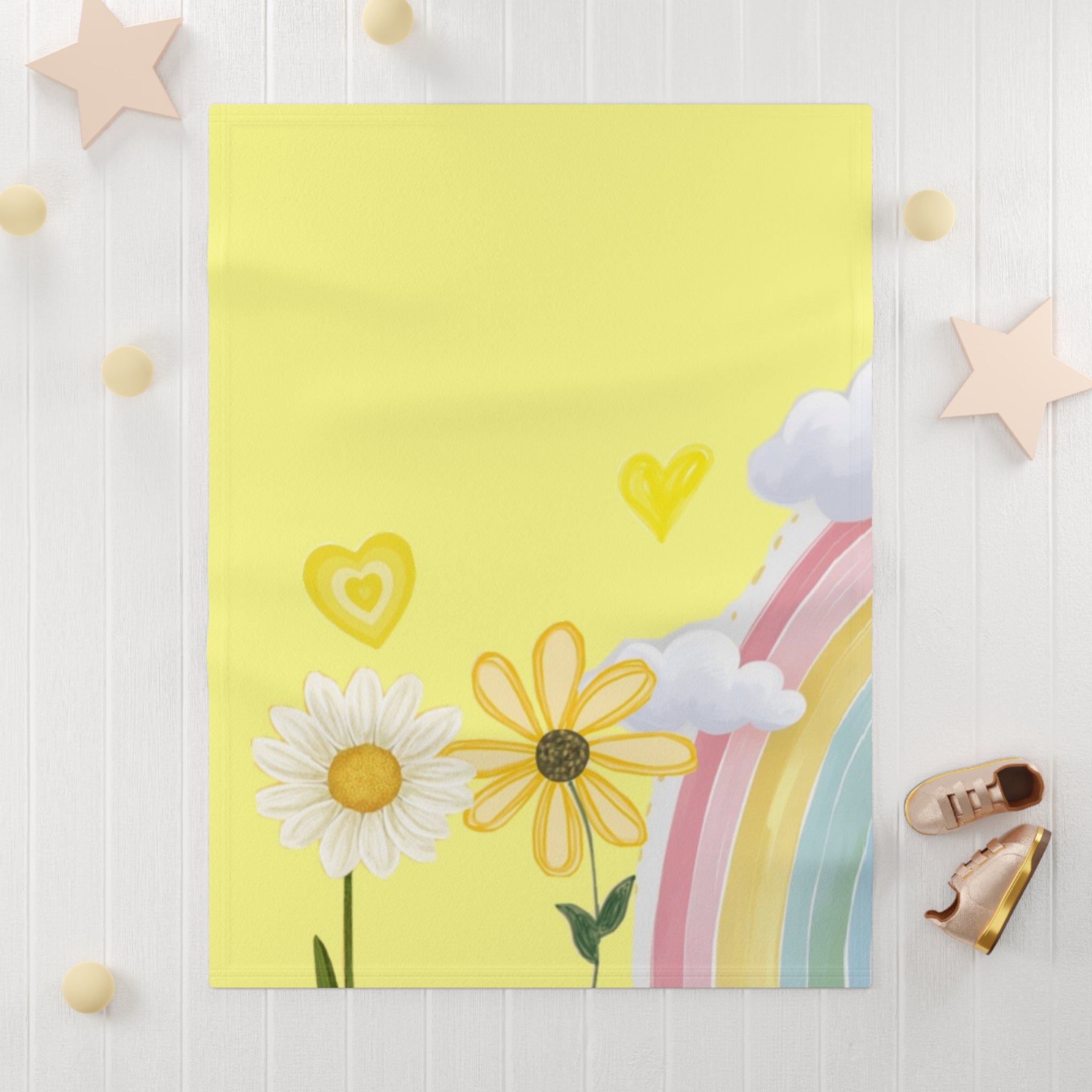 Daisy Heart Yellow Baby Blanket — Soft Fleece Infant Throw